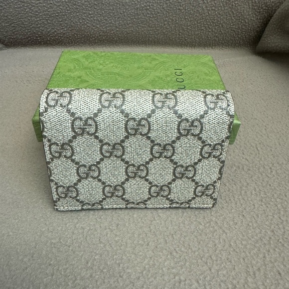 Gucci Marmont Card Case Wallet - Picture 2 of 11